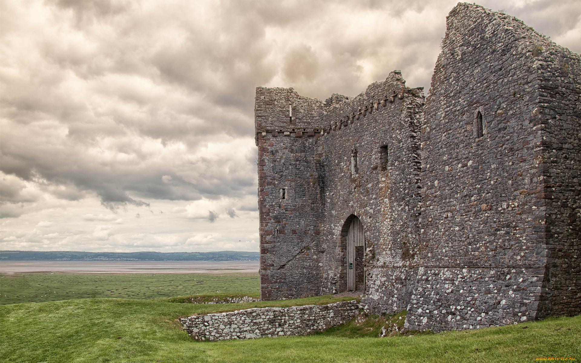 Ancient castle. Замок Weobley. Стена замка. Стена крепости. Стены древнего замка.